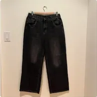 32" jeans $22.00